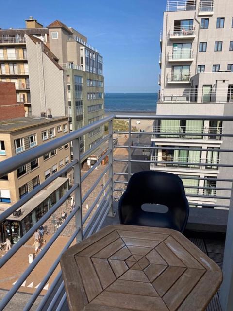 Zonnig Appartement Nieuwpoort Εξωτερικό φωτογραφία